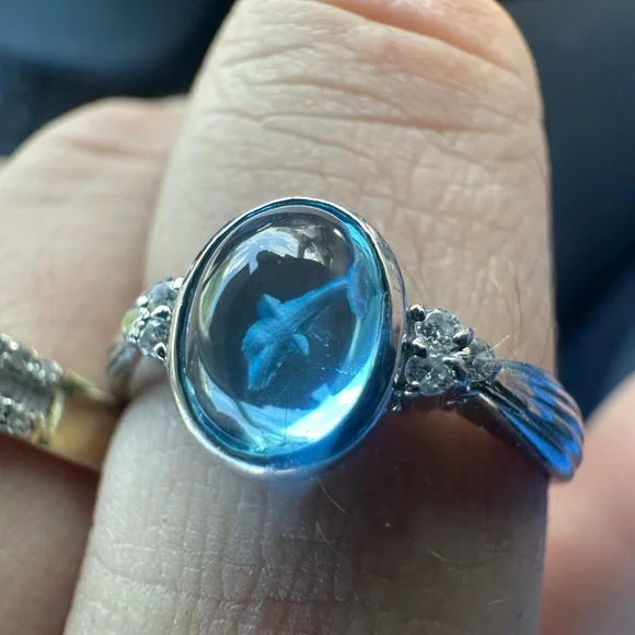 Diamond and Topaz Dolphin Intaglio Fish Marine Ocean Solid Gold Whale Shark - Picture 3 of 17